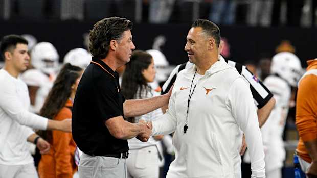steve sarkisian mike gundy 44
